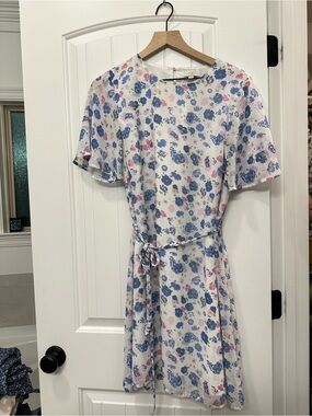 LOFT White Floral Tie-Waist with Blue & Pink Blooms